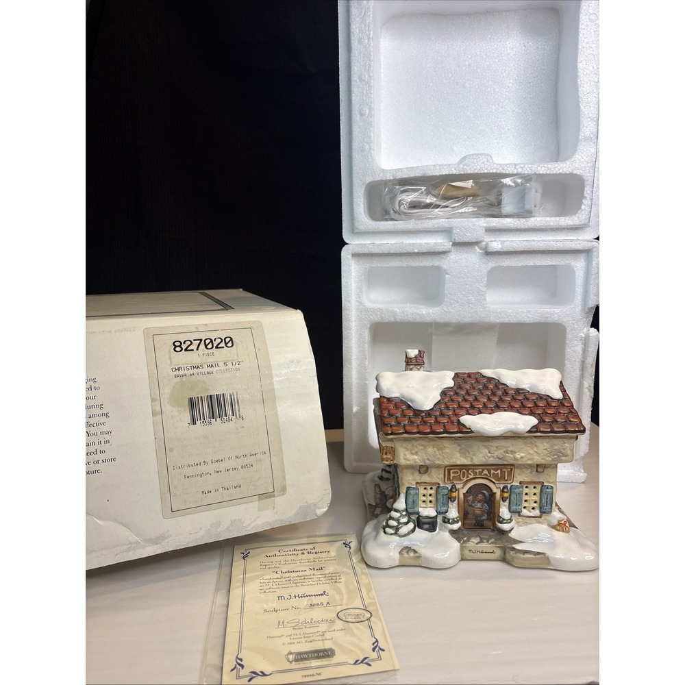Hawthorne Village Hummel Christmas Mail 827020 Bavarian Village Postamt Box COA
